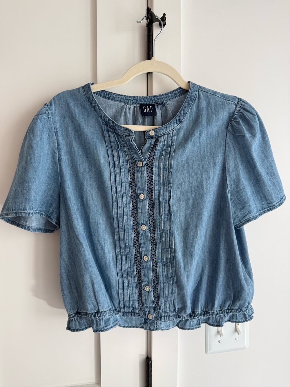 GAP Light Blue Denim Button-Front Short Sleeve Top
